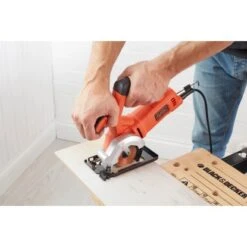 Black & Decker Black+Decker Kompakt-Handkreissäge 400 W BES510 -Heimwerkzeuge Geschäft 358310 2012 03