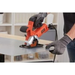 Black & Decker Black+Decker Kompakt-Handkreissäge 400 W BES510 -Heimwerkzeuge Geschäft 358310 2012 04