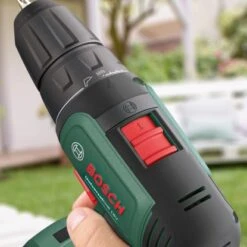 Bosch 18 V Akkuschrauber UniversalDrill 18V Inkl. 2,5 Ah Akku, Mit Koffer -Heimwerkzeuge Geschäft 8716417 A03