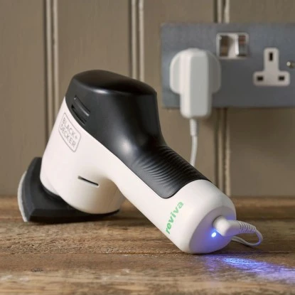 Black & Decker Black+Decker 12 V Akku-Deltaschleifer Reviva REVDS12C Mit 1,5 Ah Li-Ion-Akku 14 Black & Decker Black+Decker 12 V Akku-Deltaschleifer Reviva REVDS12C Mit 1,5 Ah Li-Ion-Akku – Bild 14